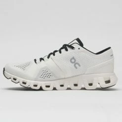 On Running Running Shoes On Cloud X Women's White/Black 9 On Running Running Shoes On Cloud X Women's White/Black