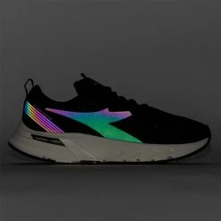 Diadora Mythos Blushield Volo Women's Hip Black/Whisper White