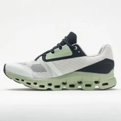 On Running On Cloudstratus Women's White/Black Running Shoes 9 On Running On Cloudstratus Women's White/Black Running Shoes