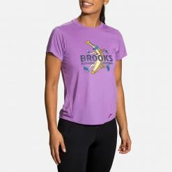 Brooks Distance Graphic Short Sleeve Women's (2020) Women's Clothing