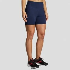 Women's Clothing Brooks Method 5