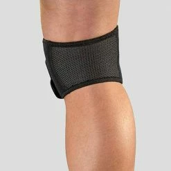 Mueller Sports Medicine Mueller Max Knee Strap (Sized) Injury Prevention & Recovery
