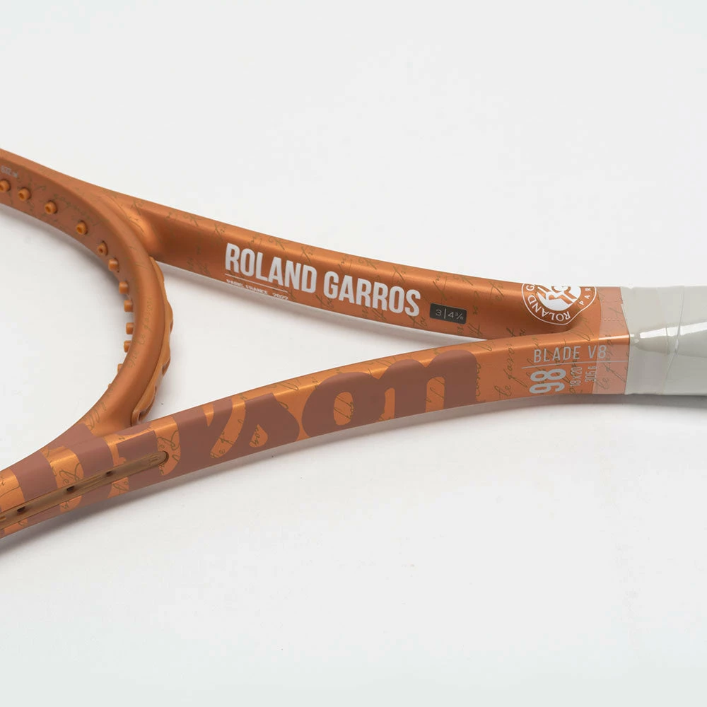 Wilson Blade 98 (18x20) V8 Roland Garros Tennis Racquets 5 Wilson Blade 98 (18x20) V8 Roland Garros Tennis Racquets