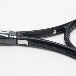 Tennis Racquets Solinco Blackout 285 10 Tennis Racquets Solinco Blackout 285