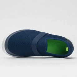 OOFOS OOmg Low Women's White/Navy 10 OOFOS OOmg Low Women's White/Navy