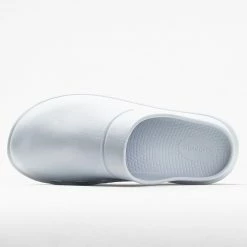 OOFOS OOcloog Women's White