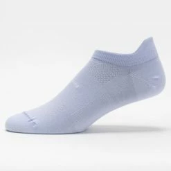 Feetures High Performance Ultra Light Cushion No Show Tab Socks 34 Feetures High Performance Ultra Light Cushion No Show Tab Socks