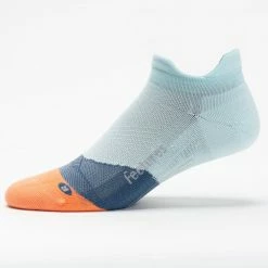 Feetures Elite Light Cushion No Show Tab Socks