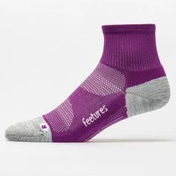 Feetures Elite Light Cushion Quarter Socks