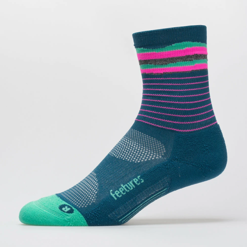 Feetures Elite Light Mini Crew Socks 8 Feetures Elite Light Mini Crew Socks
