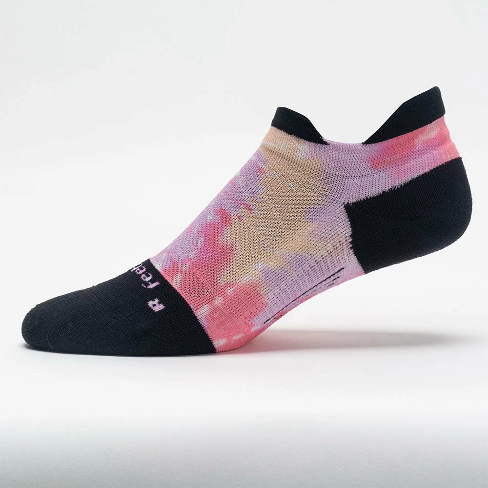 Feetures Elite Light Cushion No Show Tab Socks Tie Dye 3 Feetures Elite Light Cushion No Show Tab Socks Tie Dye
