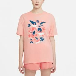 Women's Clothing Nike International Women's Day Tee